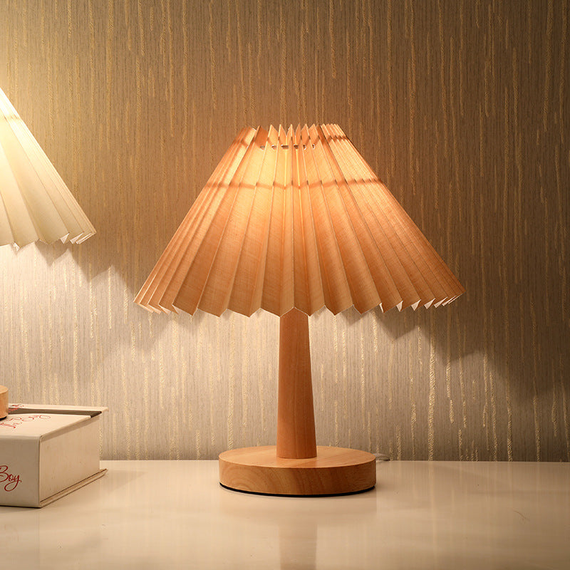 Vintage Pleated Umbrella-shaped LED Table Lamp