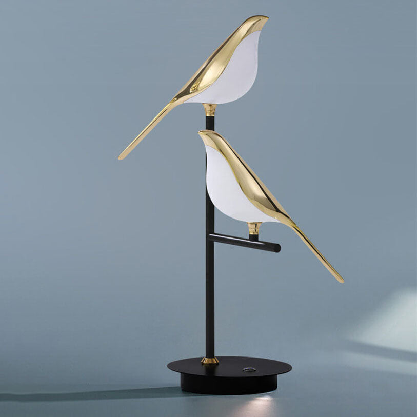 Nordic Minimalist Zinc Alloy &amp; Acrylic Table Lamp for Living Room | Havora Designer Lighting