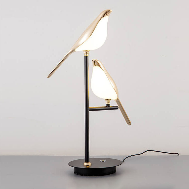 Nordic Minimalist Zinc Alloy &amp; Acrylic Table Lamp for Living Room | Havora Designer Lighting