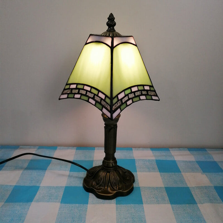 Traditional Tiffany Square Stained Glass Iron 1-Light Table Lamp For Bedroom
