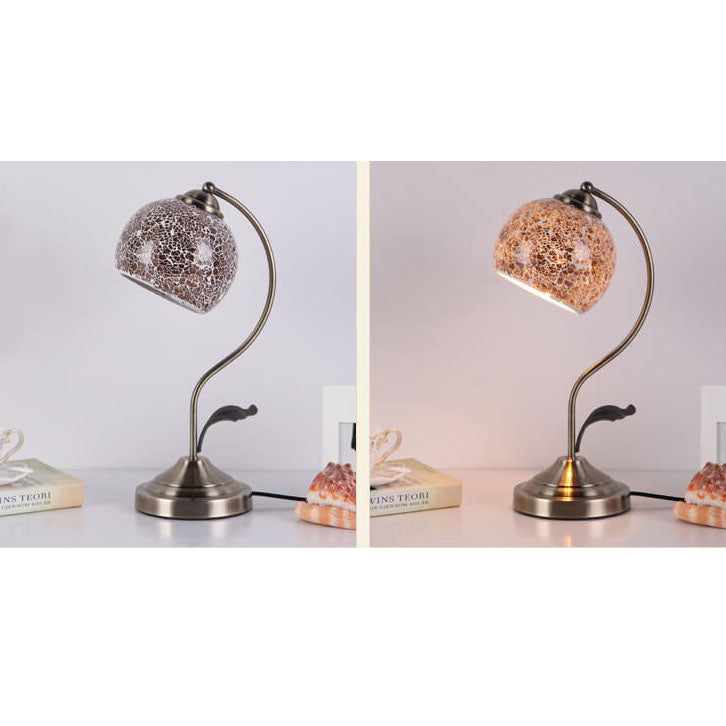 European Vintage Tiffany Round Head Glass Hardware 1-Light Table Lamp