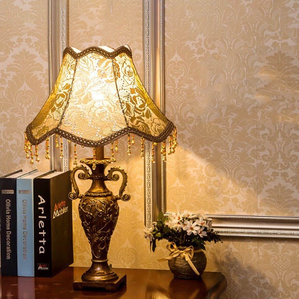 Resin &amp; Fabric Table Lamp, European Vintage Design for Living Room | Havora Lighting