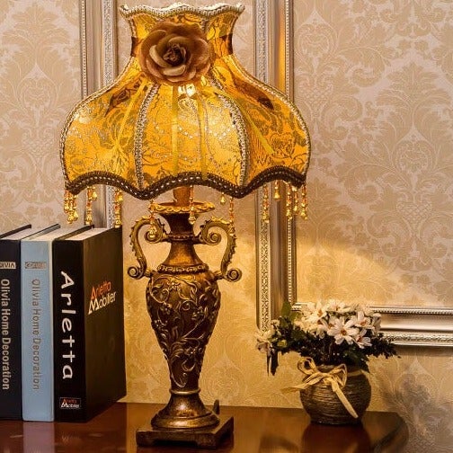 Resin &amp; Fabric Table Lamp, European Vintage Design for Living Room | Havora Lighting