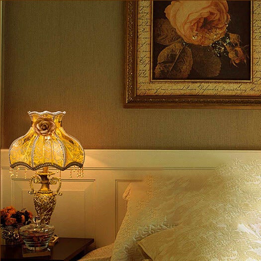 Resin &amp; Fabric Table Lamp, European Vintage Design for Living Room | Havora Lighting