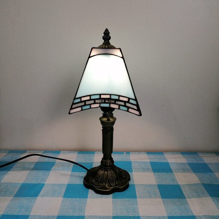 Traditional Tiffany Square Stained Glass Iron 1-Light Table Lamp For Bedroom