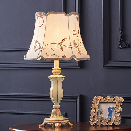 Classical Table Lamp in Resin &amp; Fabric — Living Room Lighting | Havora