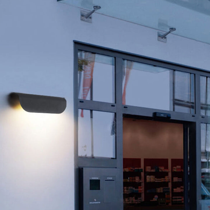 Modern Outdoor Curved  Waterproof LED Garden Wall Sconce Lamp