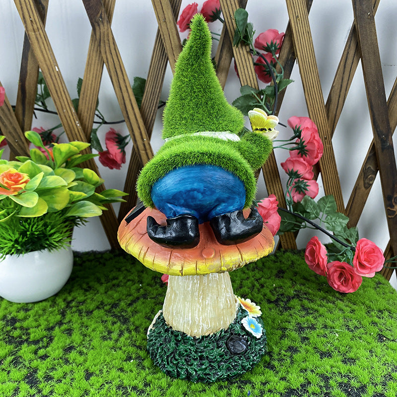 Modern Art Deco Waterproof Solar Gnome Resin LED Outdoor Light Landscape Lighting For Garden