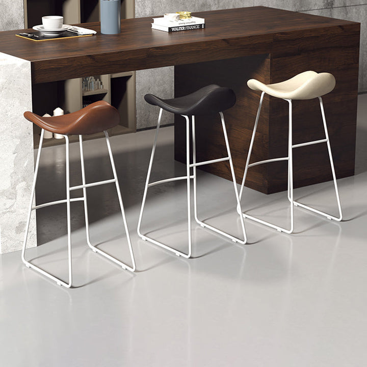 Contemporary Scandinavian PU Leather &amp; Iron Triangle Bar Stool With Backrest And Footrest For Kitchen &amp; Bar