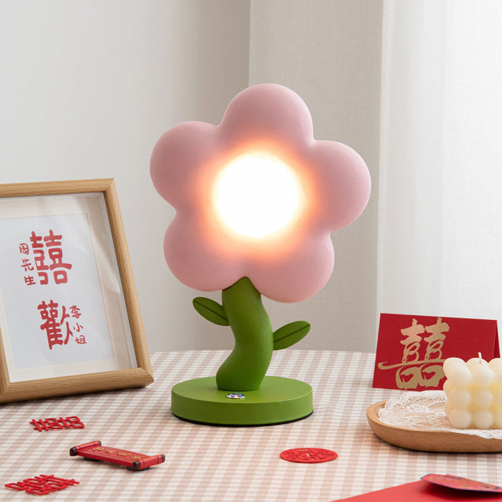 Contemporary Creative USB Kids Resin And Iron Floral LED Table Lamp For Bedroom