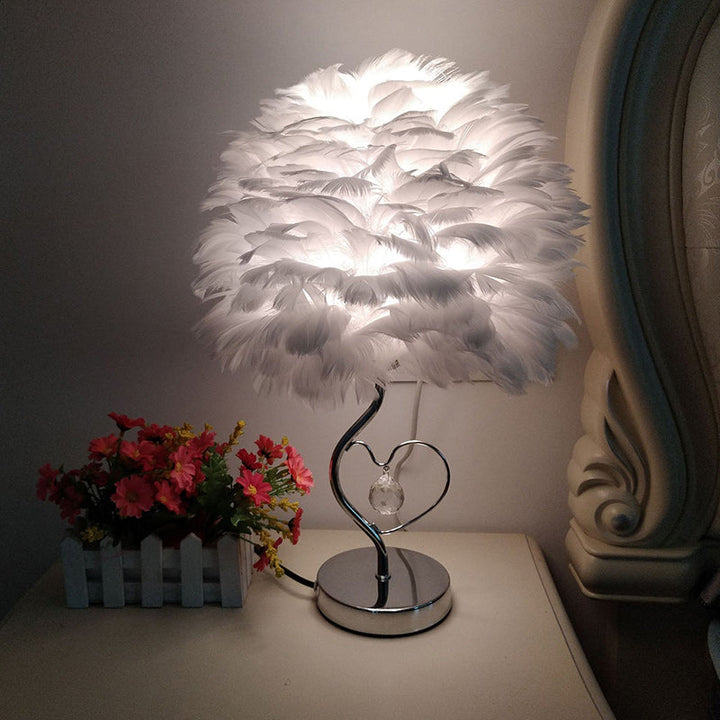 Modern Art Deco Heart Feather Iron Rod 1-Light Table Lamp For Bedroom