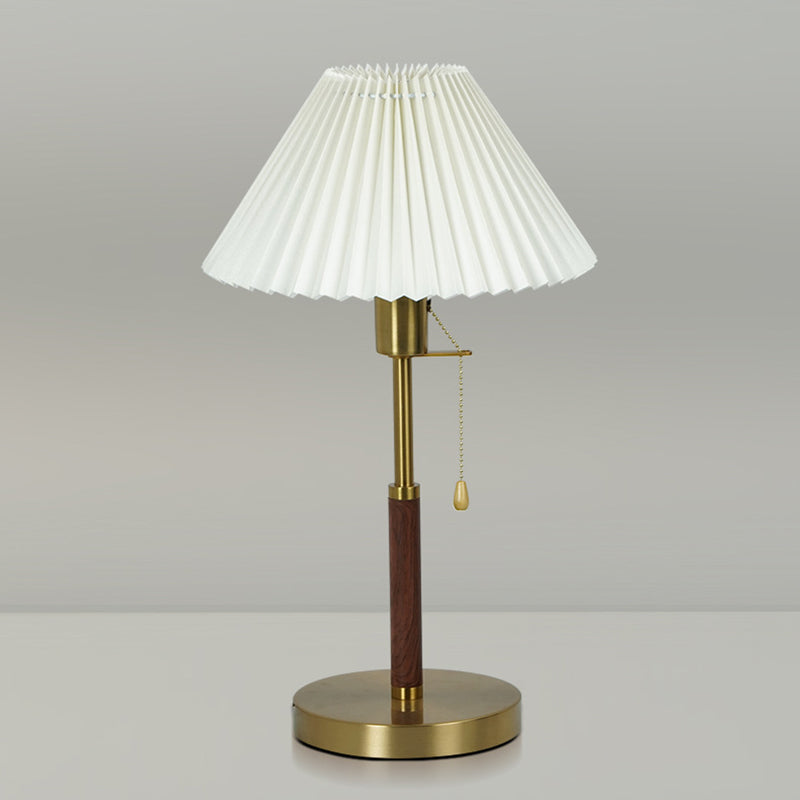 Traditional Vintage Round Table Pleated Iron Fabric 1-Light Table Lamp For Bedroom