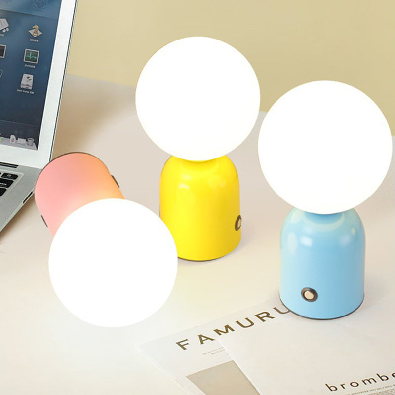 Scandinavian Table Lamp in Iron &amp; Acrylic — Bedroom Lighting | Havora