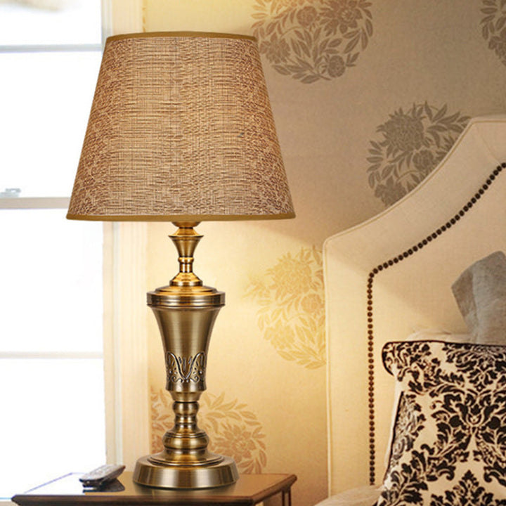 Traditional Vintage Frustum Metal Fabric 1-Light Table Lamp For Bedroom