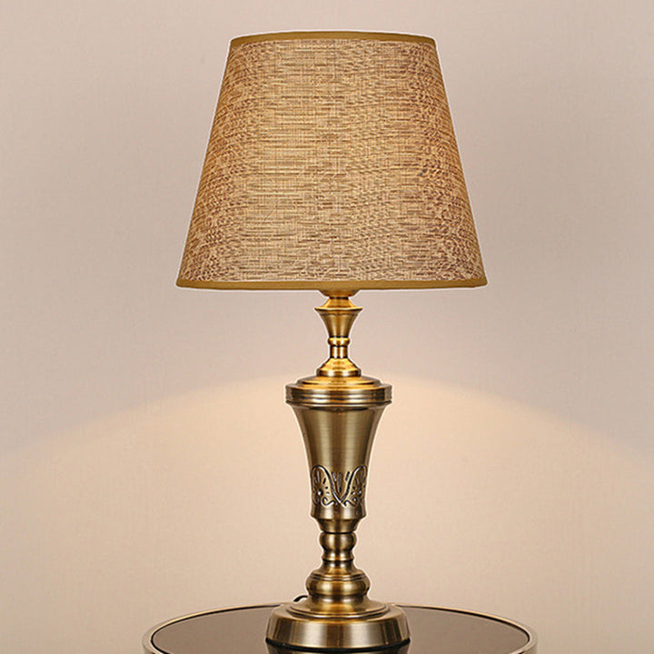Traditional Vintage Frustum Metal Fabric 1-Light Table Lamp For Bedroom