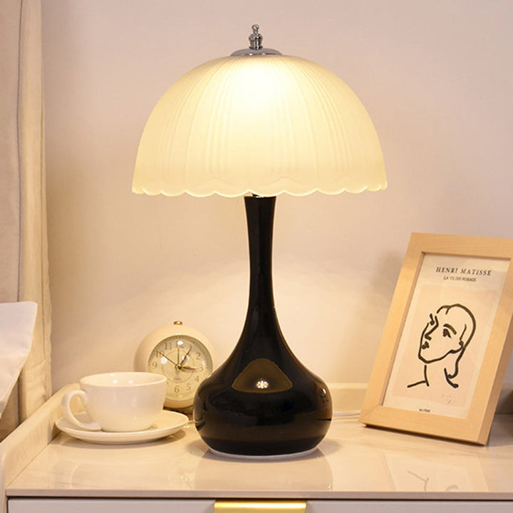 Traditional French Dome Glass Iron LED Table Lamp For Bedroom