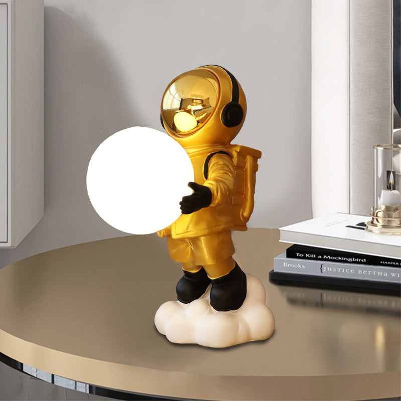 Contemporary Creative Astronaut PC Resin LED Table Lamp For Bedroom