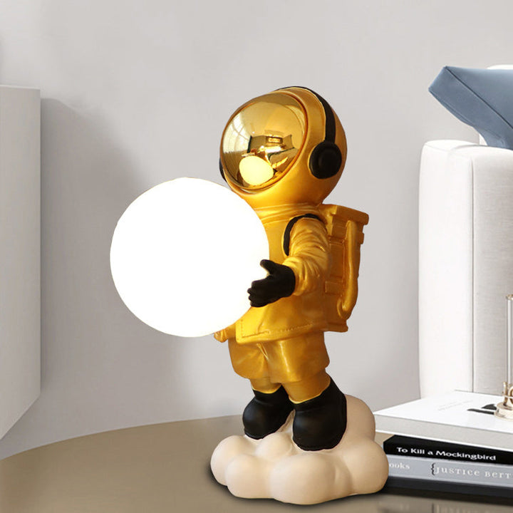Contemporary Creative Astronaut PC Resin LED Table Lamp For Bedroom