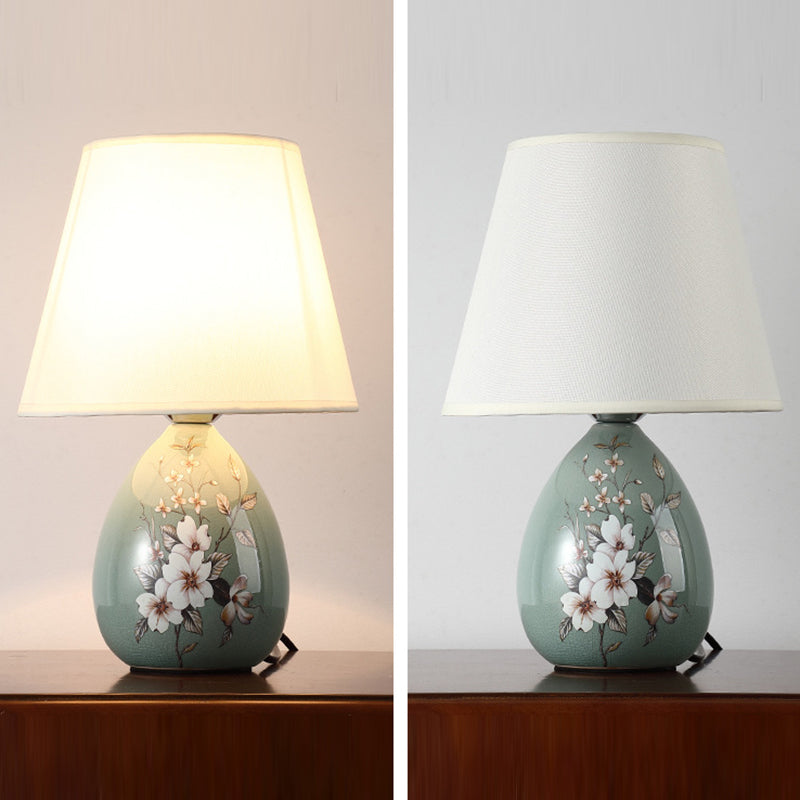 Traditional Chinese Flower Pattern Round Fan Fabric Ceramic 1-Light Table Lamp For Living Room