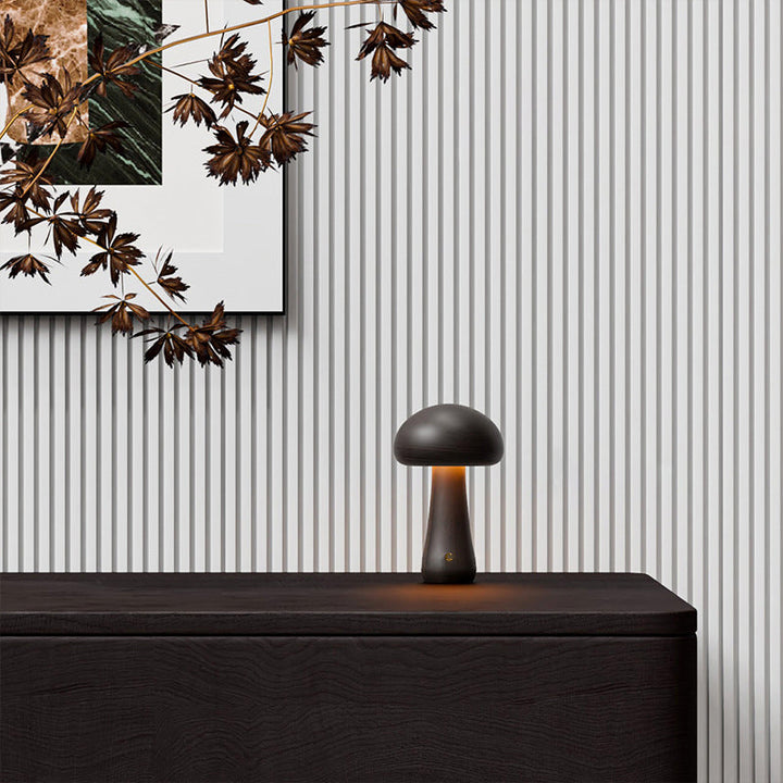 Scandinavian Table Lamp in Solid Wood — Bedside Lighting | Havora