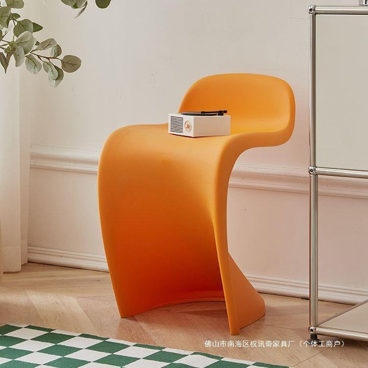 Contemporary Creative Arc Plastic Stackable Vanity Stool Low Back For Bedroom