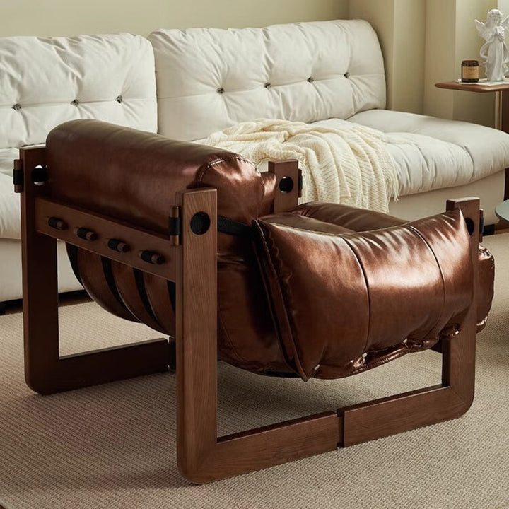Traditional Vintage Rectangular Rubberwood Oil Wax Leather Accent Chair Backrest Armrest For Living Room