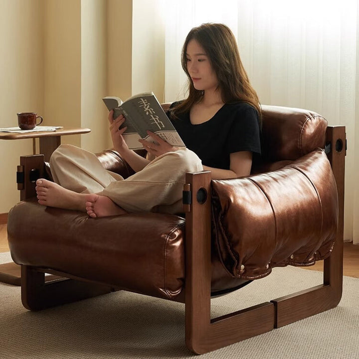 Traditional Vintage Rectangular Rubberwood Oil Wax Leather Accent Chair Backrest Armrest For Living Room