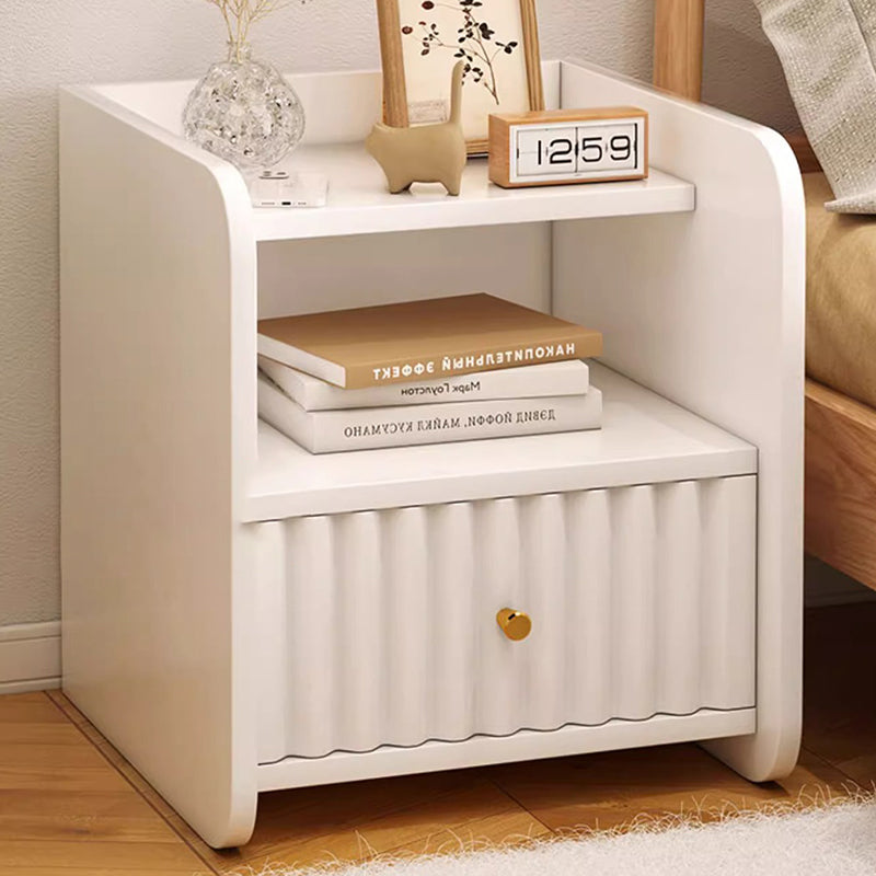 Contemporary Nordic Rectangular Plywood MDF Nightstand 1/2 Drawer For Bedroom