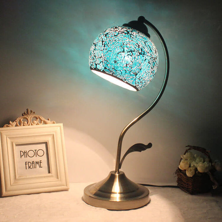 European Vintage Tiffany Round Head Glass Hardware 1-Light Table Lamp